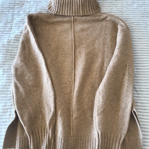 H&M Camel Turtleneck Sweater - Picture 6 of 6